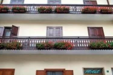 Hotel Cortina Mestre Buitenkant foto
